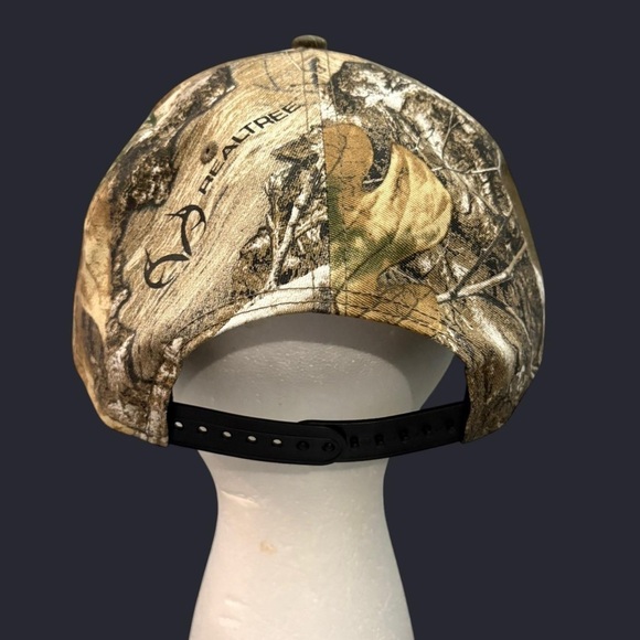 New Era White Sox Camo Snapback with White Logo - Picture 5 of 6